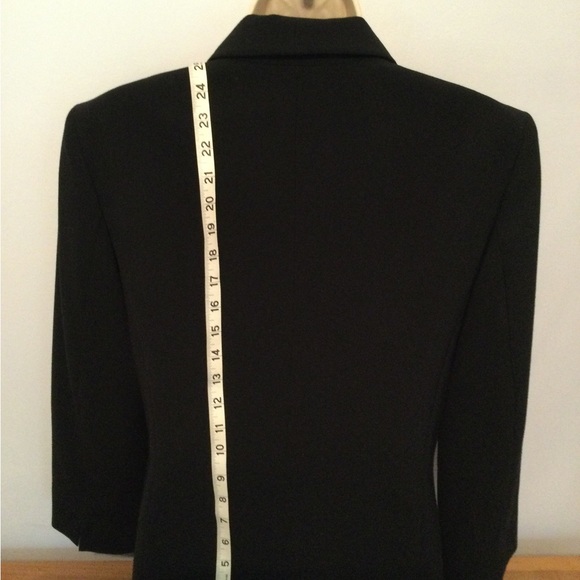 Liz Claiborne Collection blazer jacket. - Picture 3 of 4